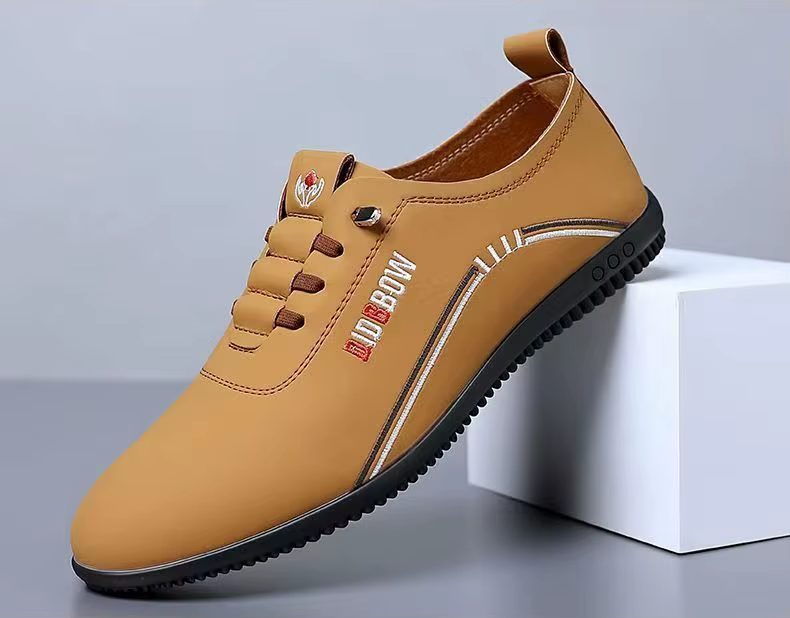 Zapatos de cuero Retro para hombre, mocasines ligeros para exteriores.