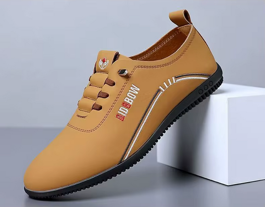 Zapatos de cuero Retro para hombre, mocasines ligeros para exteriores.
