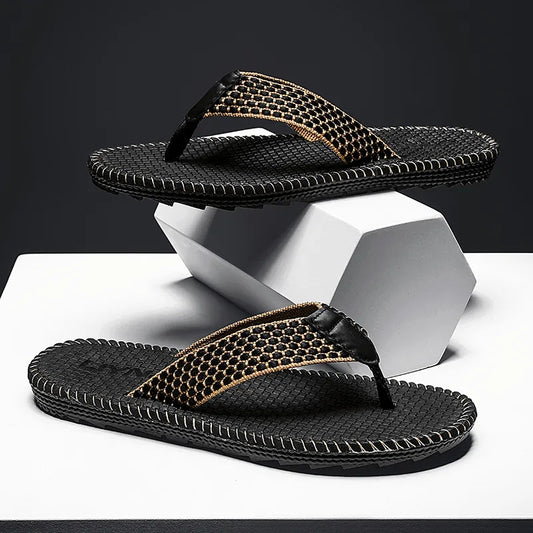 Men's fashion breathable casual summer outdoor beach sandals.